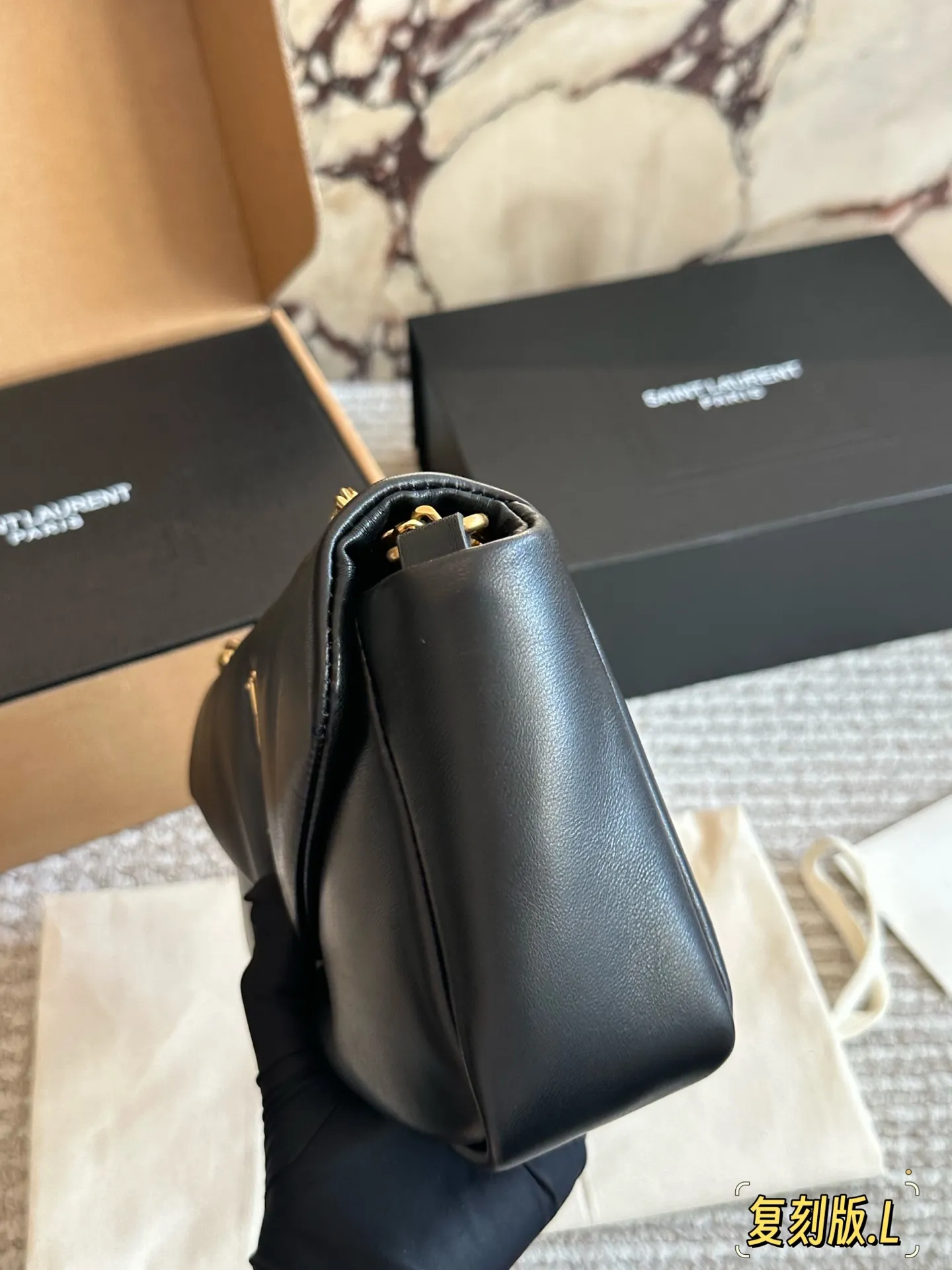 💰200 全套包装 牛皮版本 size 25 12cm ysl LOULOU PUFFER 绗缝云朵包 手感柔软细腻 搜索🔍圣罗兰ysl
