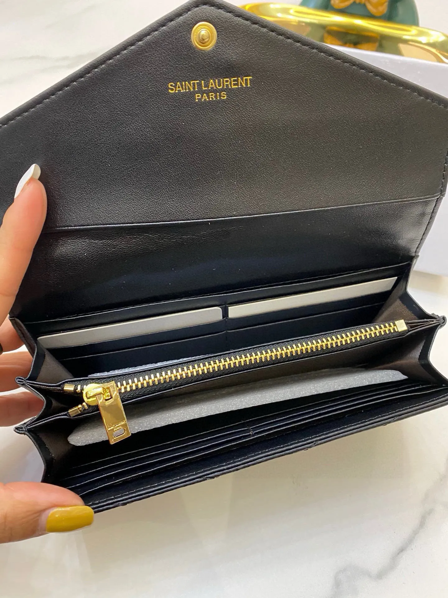 📢📢📢p100 3851 圣罗兰 专柜🔥爆款 女士钱包 两折款 💕顶级羊皮 1:1原单品质 简单百搭 大容量 💕超级美哦 💥 19 10