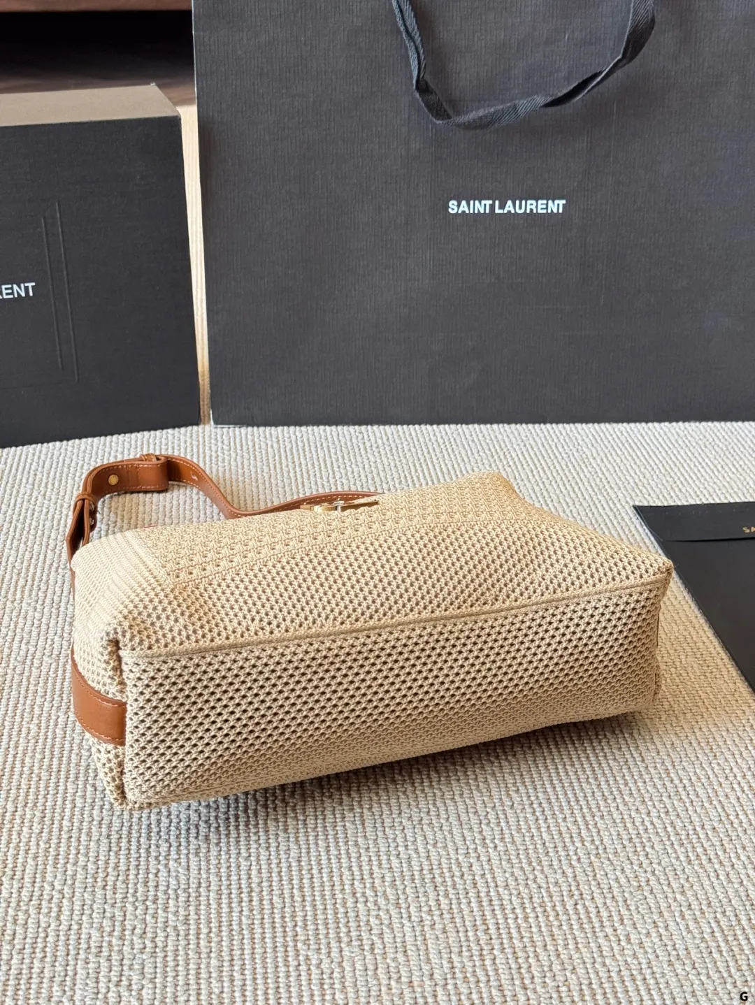 p205 YSL Oxalis拉菲草编织包 圣罗兰 YSL 草编托特包 夏天必备拉菲草单品 清清爽爽 简约时尚 通勤日常皆可的百搭神器 尺寸25 15cm