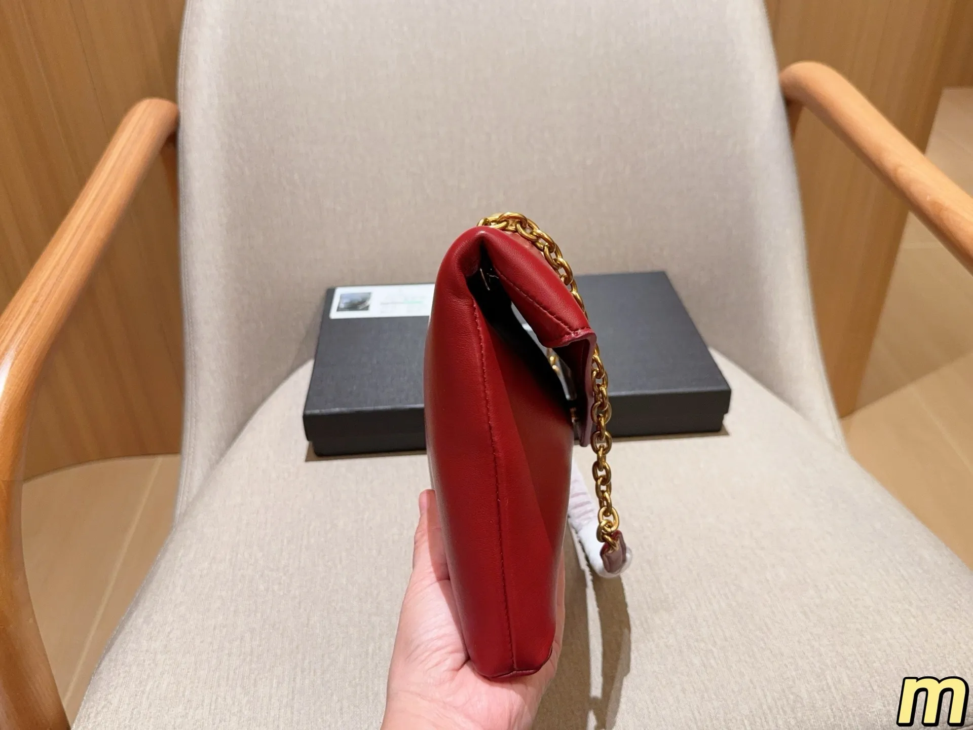 💰150 圣罗兰ysl loulou信封包腋下链条包 尺寸34&times;20 礼盒包装🎁