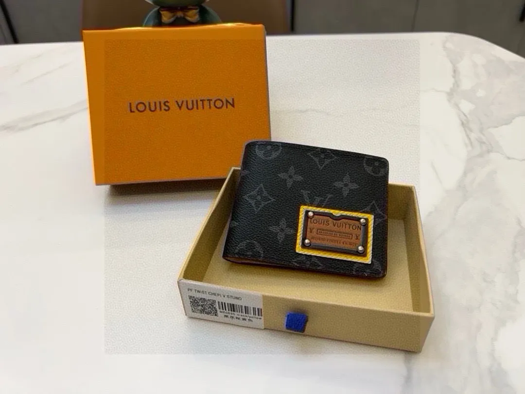 📢📢📢 p85 L家 专柜经典款男士钱包 西服夹 💕原版pvc 1:1质量 简单百搭 永不过时款p85