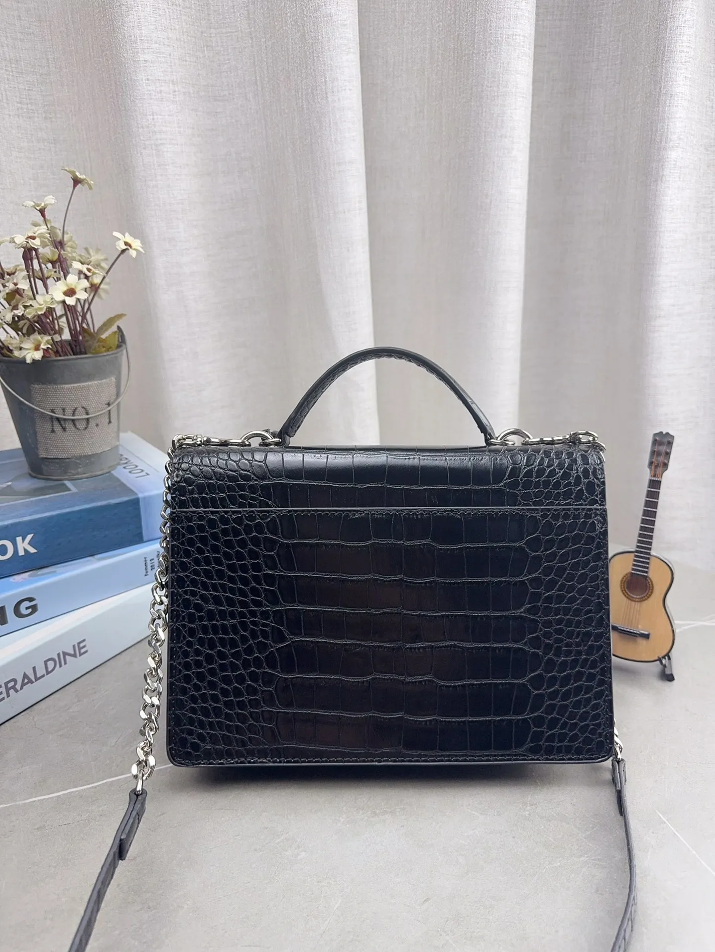 配礼盒包装 YSL圣罗兰sunset日落包 Sunset bag 陪你走遍天涯海角 一起看日落 ysl包包 尺寸15*17cm p140