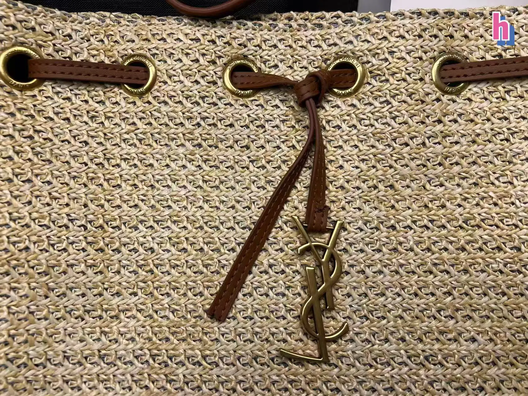 p140 ysl 圣罗兰草编水桶包 ⚠️配盒 ⚠️尺寸24*30cm 夏日元气,编织优雅篇章 自然质感,邂逅夏日风情