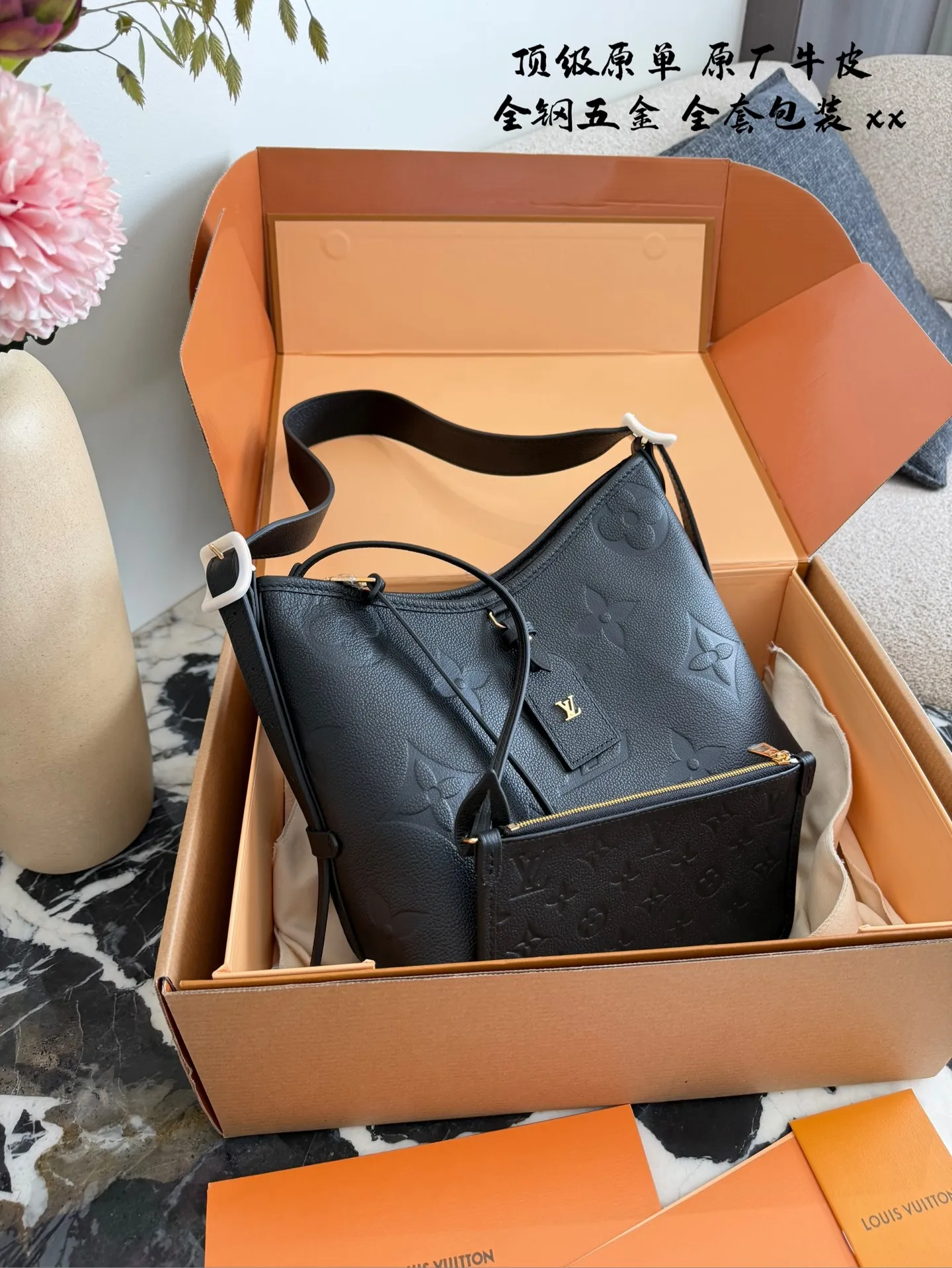 p370 路易威登lv carryall小号 经典老花牛皮,质感满满,高级又百搭 尺寸小号正好,非常日常使用 29cm配盒子