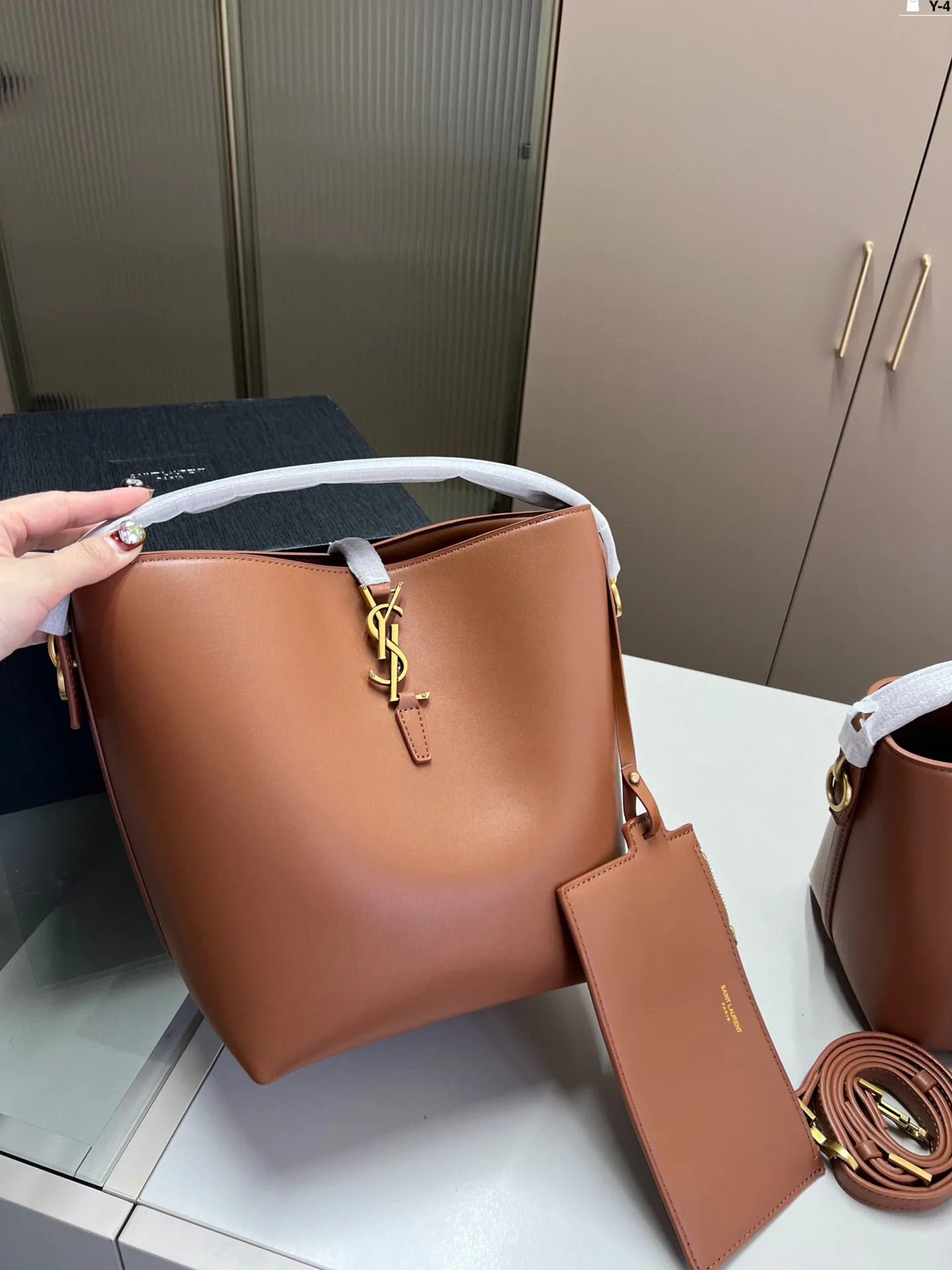 大💰p145 大号配零钱包 中号小号不配 YSL圣罗兰 Hobo水桶包 舒适与精致并存 Y-4尺寸25&times;25/20&times;20/15&times;15折叠盒