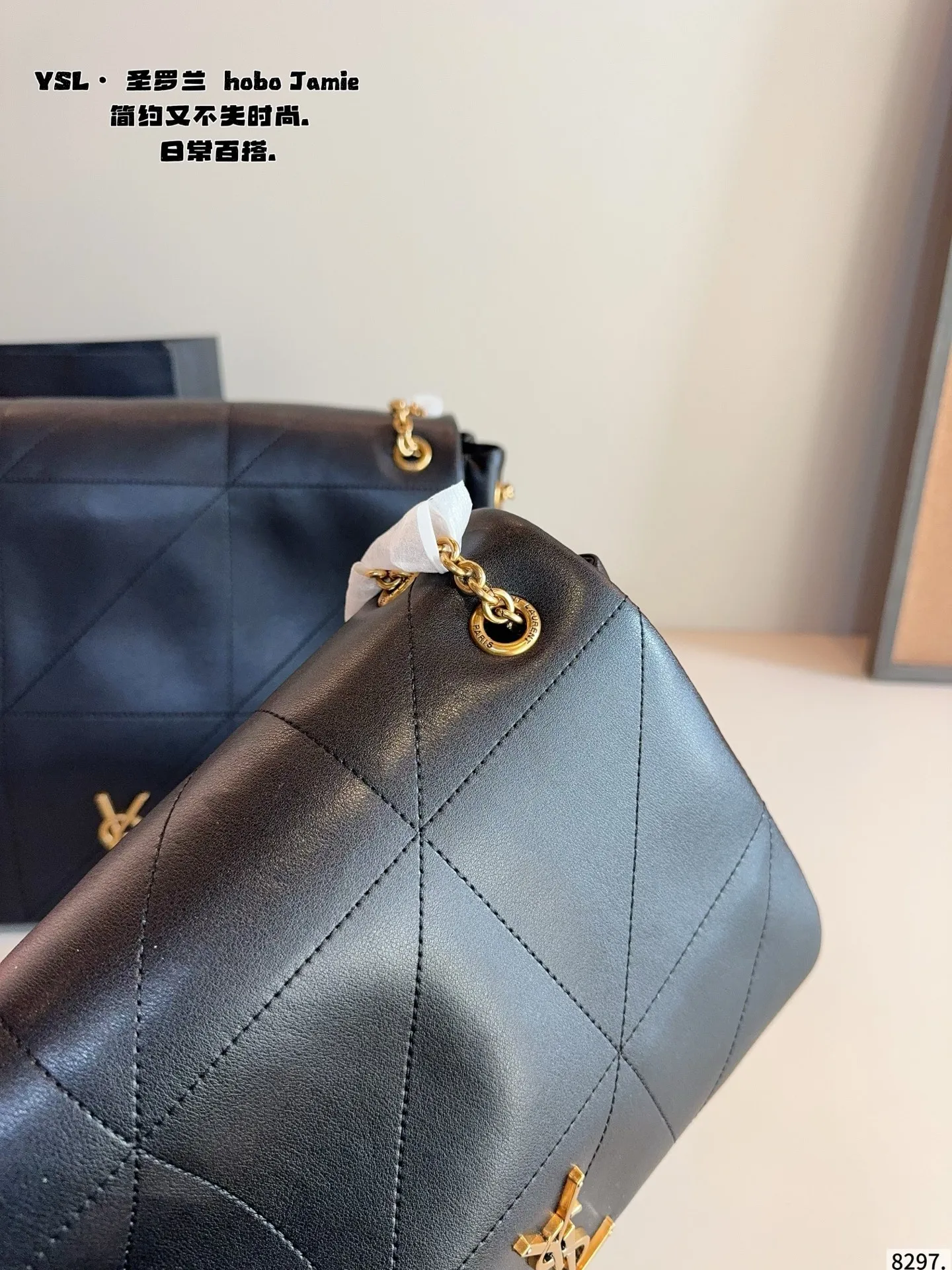 p180p160配礼盒🎁. 圣罗兰 Jamie链条包🛍️ 高级感满满👍 整体造型是很puffv的感觉 可以斜挎，腋下， 以及双肩流浪包背法 真的特别实用!!! 还是rose同款!!!尺寸：40*9*33//28*9*22cm