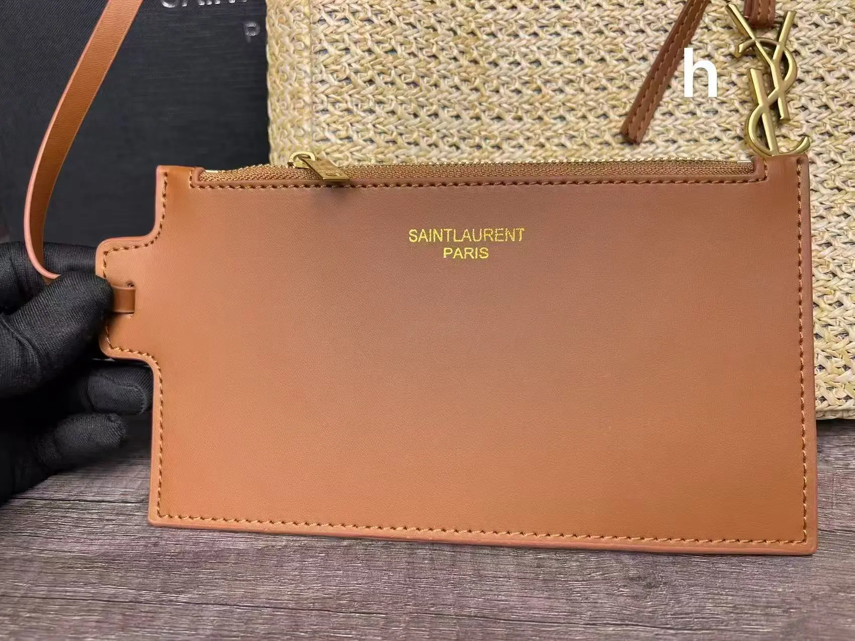 p140 ysl 圣罗兰草编水桶包 ⚠️配盒 ⚠️尺寸24*30cm 夏日元气,编织优雅篇章 自然质感,邂逅夏日风情