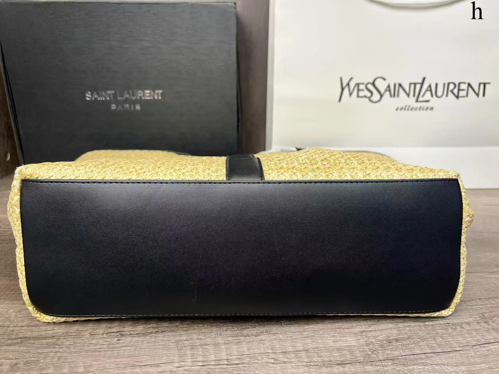 p155 Ysl编织托特包 ⚠️配盒 ⚠️尺寸34*32cm 可以手提单肩,拉菲草手工编织,度假休闲风,旅行上班通勤逛街皆可