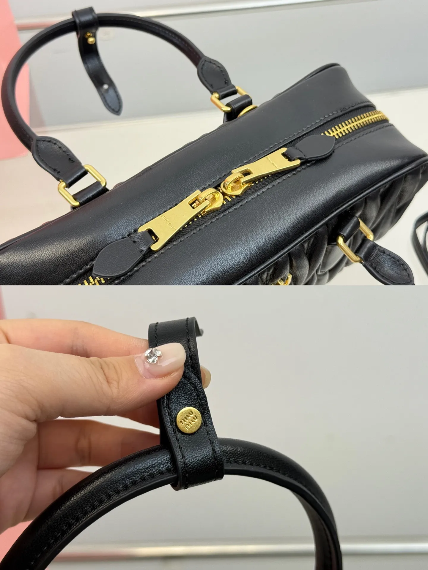 （折叠盒⚠️）p250/p240/p235 （羊皮） Miu新品 高级褶皱保龄球包 搭配小零钱包 精致独特的设计 时尚绝美 大方且与众不同 size：28*13cm（大） size：23*12cm（中） size：20*11cm（小）