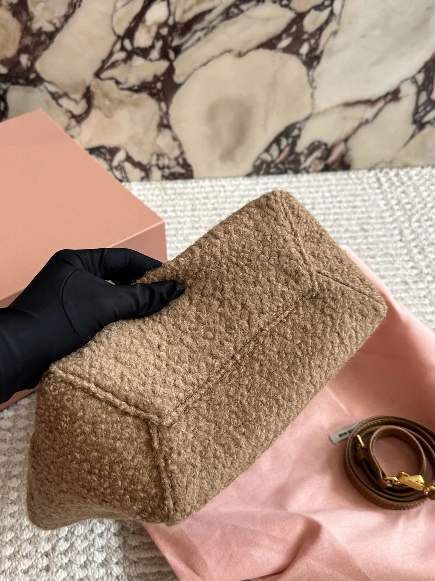 p190 miumiu限定款托特包 简单又好看 miumiu而且超级实用, #miumiu新款包包 尺寸小号 22 17cm