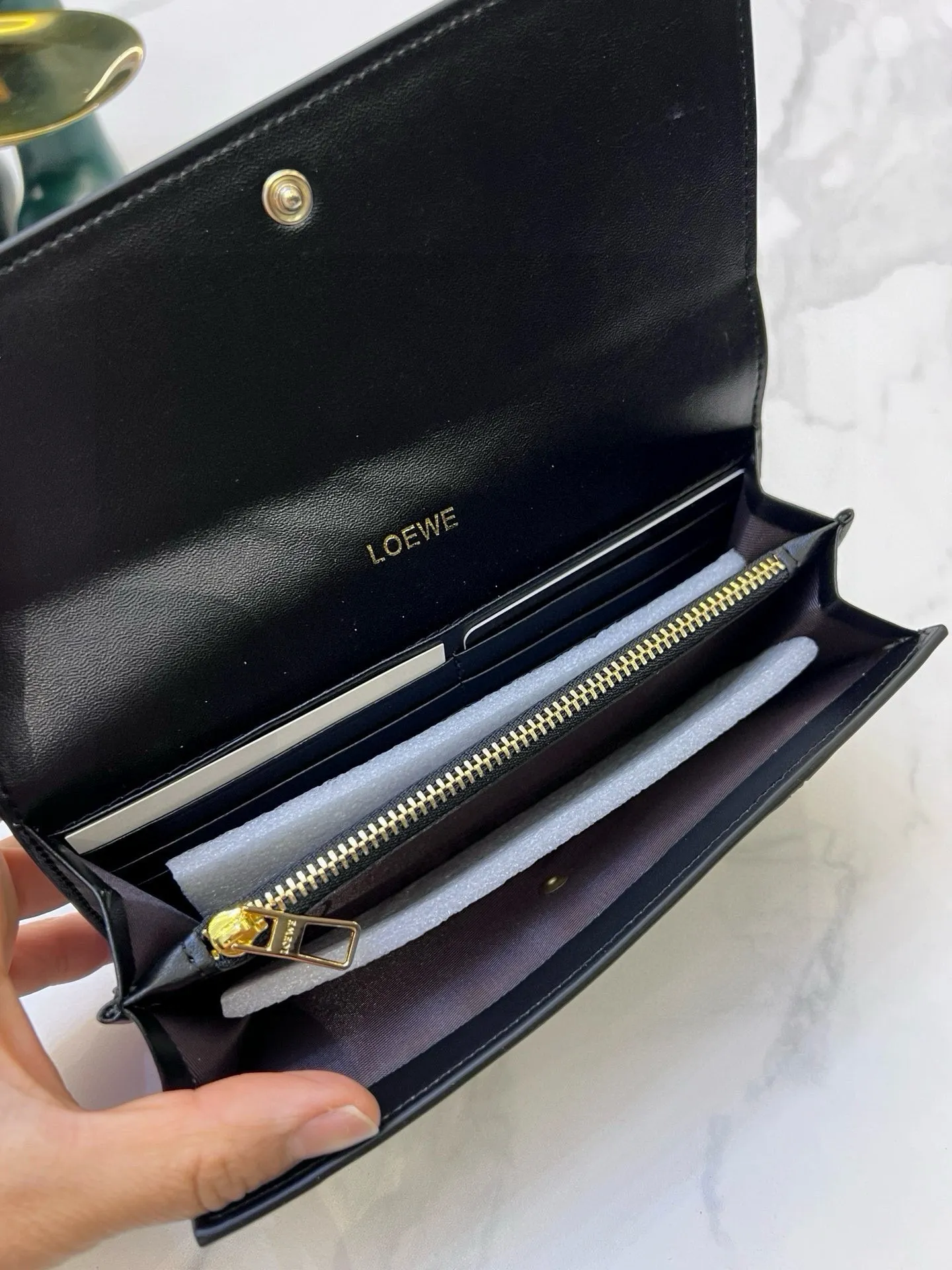 📢📢📢p95 8332 罗意威专柜🔥爆款 女士钱包 三折款 💕顶级牛皮 1:1原单品质 简单百搭 大容量 💕超级美哦 💥10 8