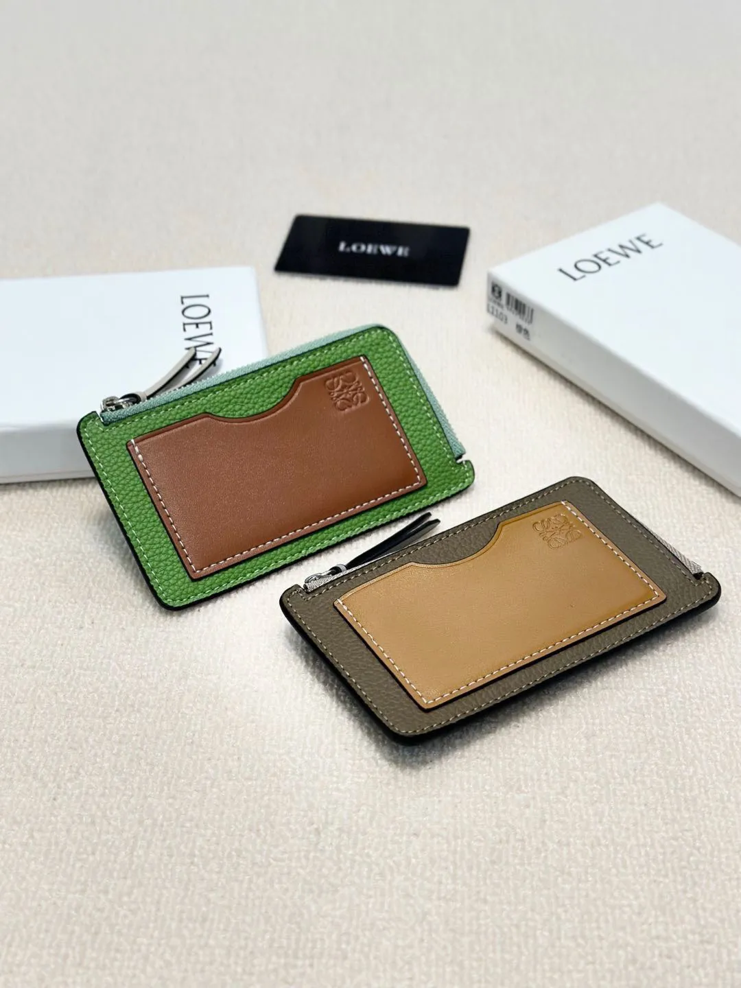 P85🎀🎀颜色 多色可选🎀尺寸 10x9🎀罗意威纯皮卡包 超级自留。两用卡包钱包👛卡位➕钞票位 特别实用