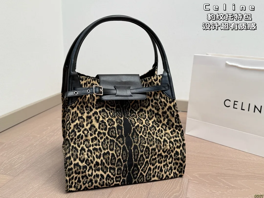 ¥200 赛琳Celine 豹纹托特包 设计超有质感 充满轻松休闲气息 尺寸:32 28 28