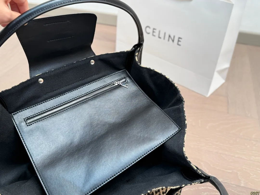 ¥200 赛琳Celine 豹纹托特包 设计超有质感 充满轻松休闲气息 尺寸:32 28 28