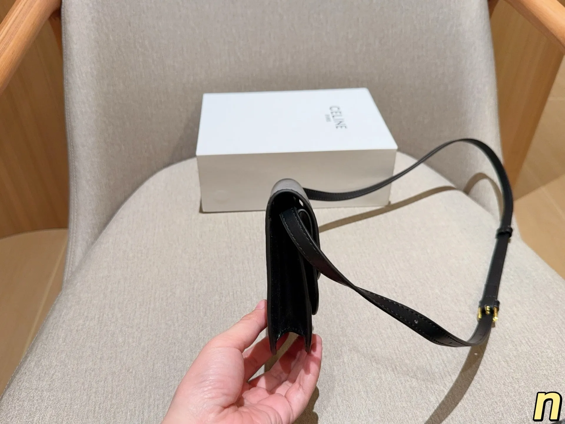 💰140 CELINE赛琳 新款双层woc斜挎信封包～ 尺寸20&times;13&times;5 礼盒包装🎁