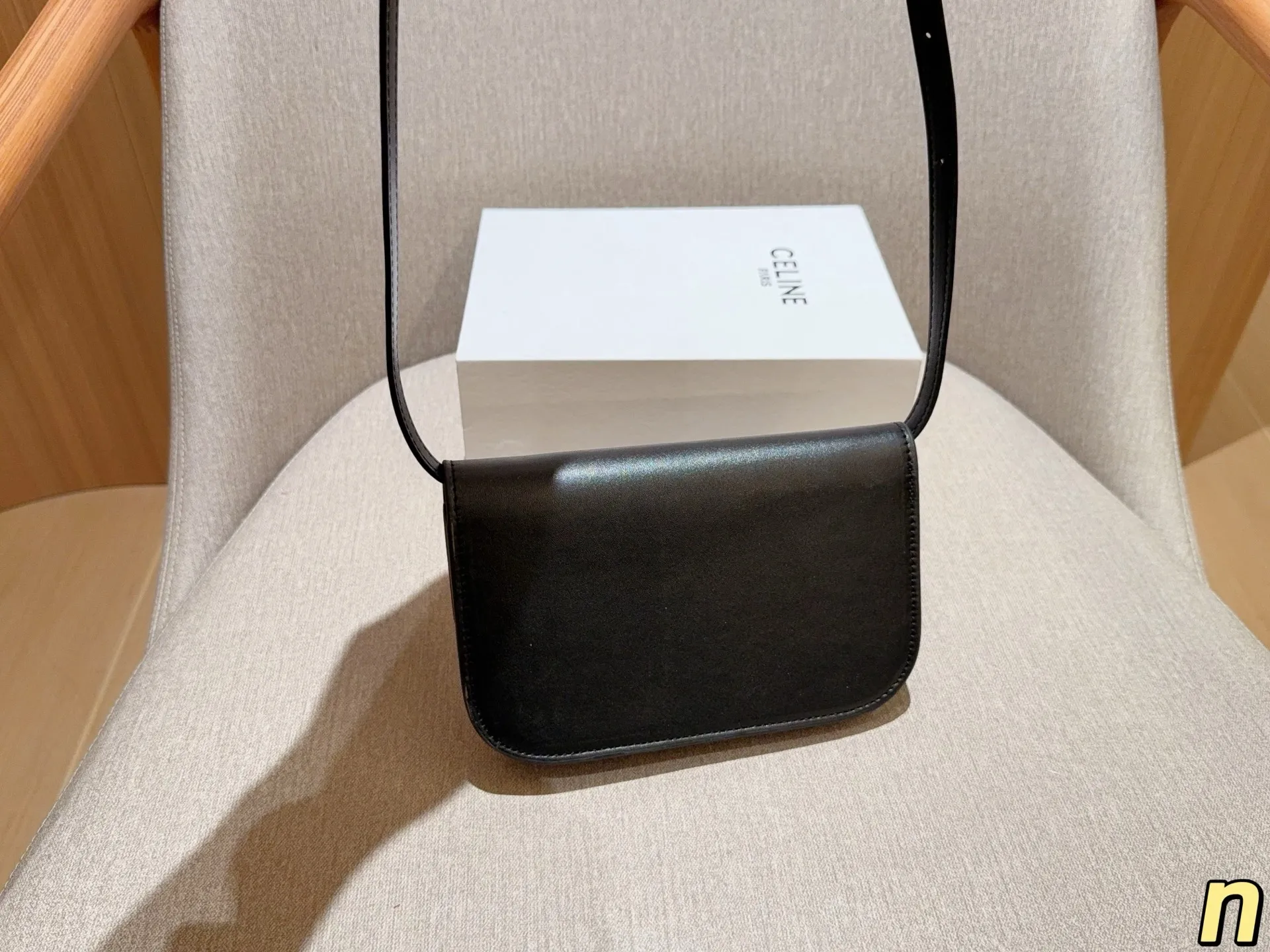 💰140 CELINE赛琳 新款双层woc斜挎信封包～ 尺寸20&times;13&times;5 礼盒包装🎁