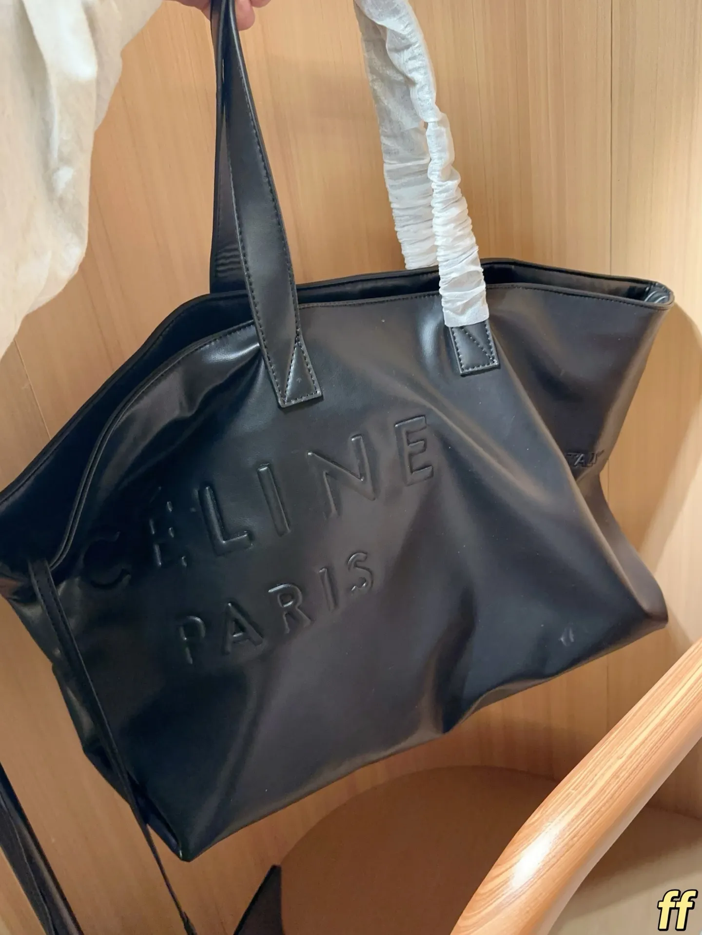 💰125 Celine赛琳 秋冬必备！单品包包超大气的购物包～托特包 尺寸46&times;34