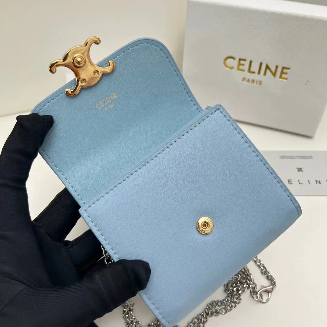 P100🎀Celine 10783 链条可拆卸🎀颜色 矿物灰 🎀尺寸 11*10*5🎀Celine凯旋门非常炫美的一个系列，专柜同步，采用头层牛皮，精致时尚！可以单肩背，也可做钱包使用，凹造型必备！