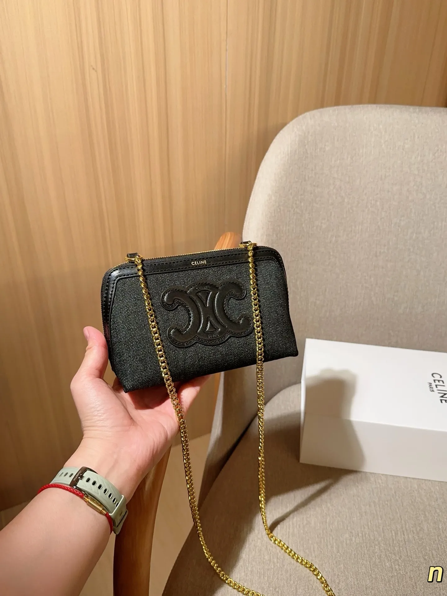 💰120 赛琳Celine 凯旋门clutch mini链条包牛仔小贝壳包 尺寸18×12×8 礼盒包装🎁