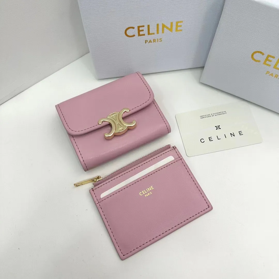 P95🎀🎀Celine 16332🎀颜色 蓝灰粉黄🎀尺寸 11*10*5 🎀新款凯旋门2 件套，Celine短式钱包非常炫美的一个系列，专柜同步，采用头层牛皮，精致时尚！