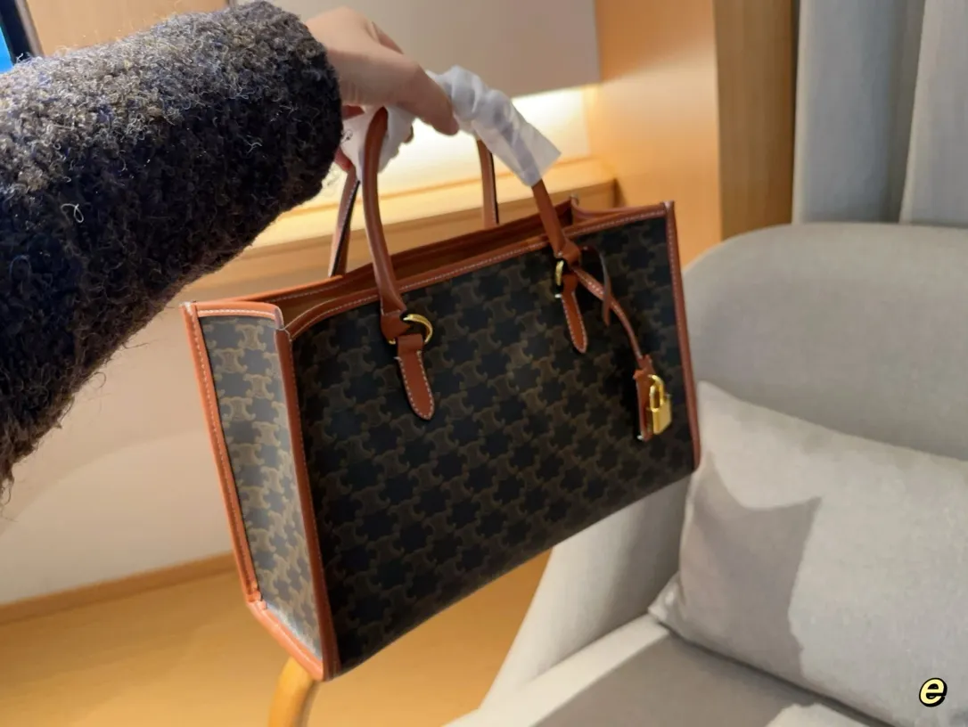 💰125 无盒 赛琳celine 新款老花托特包Tote购物袋 超大容量很能装~超级实用 尺寸:35*23