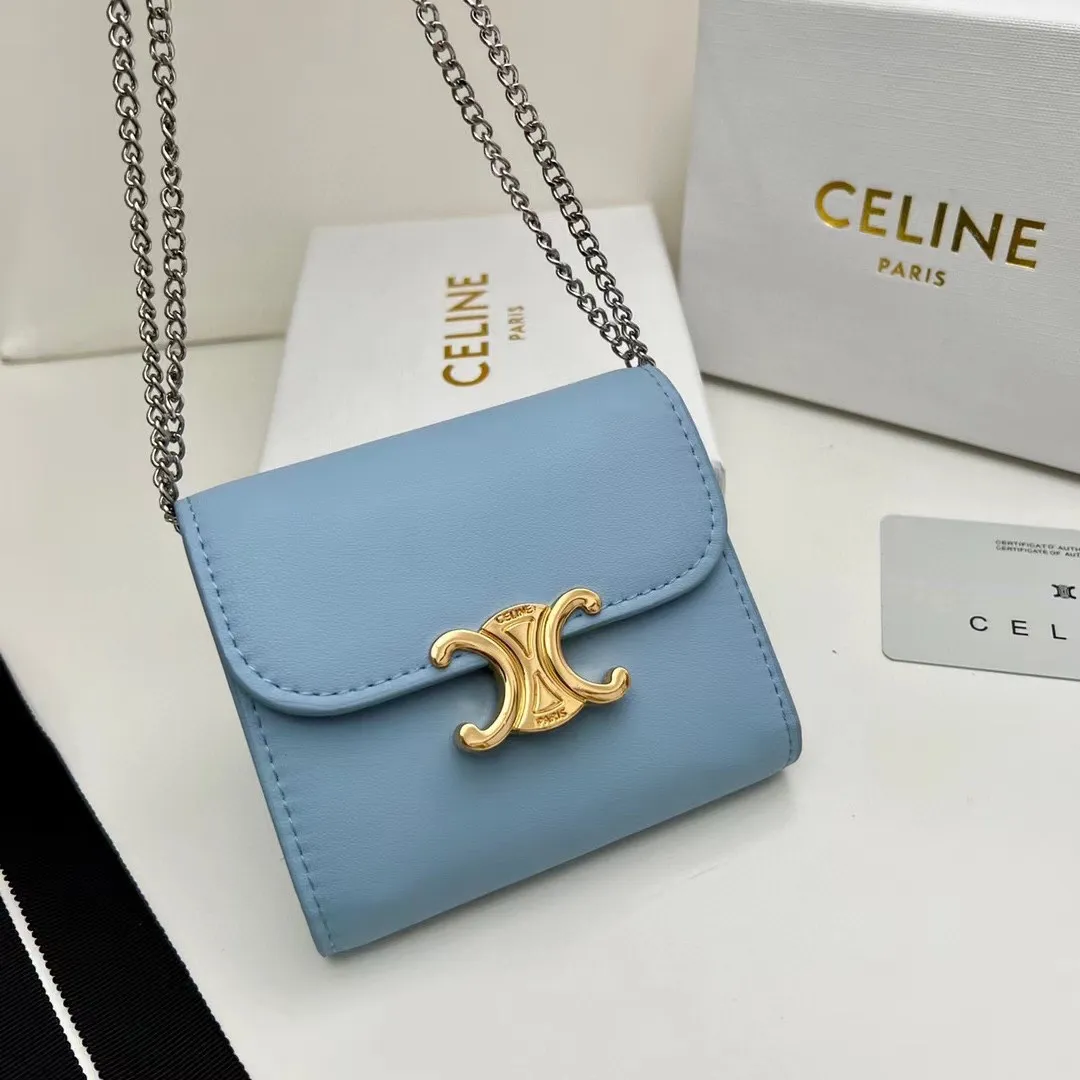 P100🎀Celine 10783 链条可拆卸🎀颜色 矿物灰 🎀尺寸 11*10*5🎀Celine凯旋门非常炫美的一个系列，专柜同步，采用头层牛皮，精致时尚！可以单肩背，也可做钱包使用，凹造型必备！