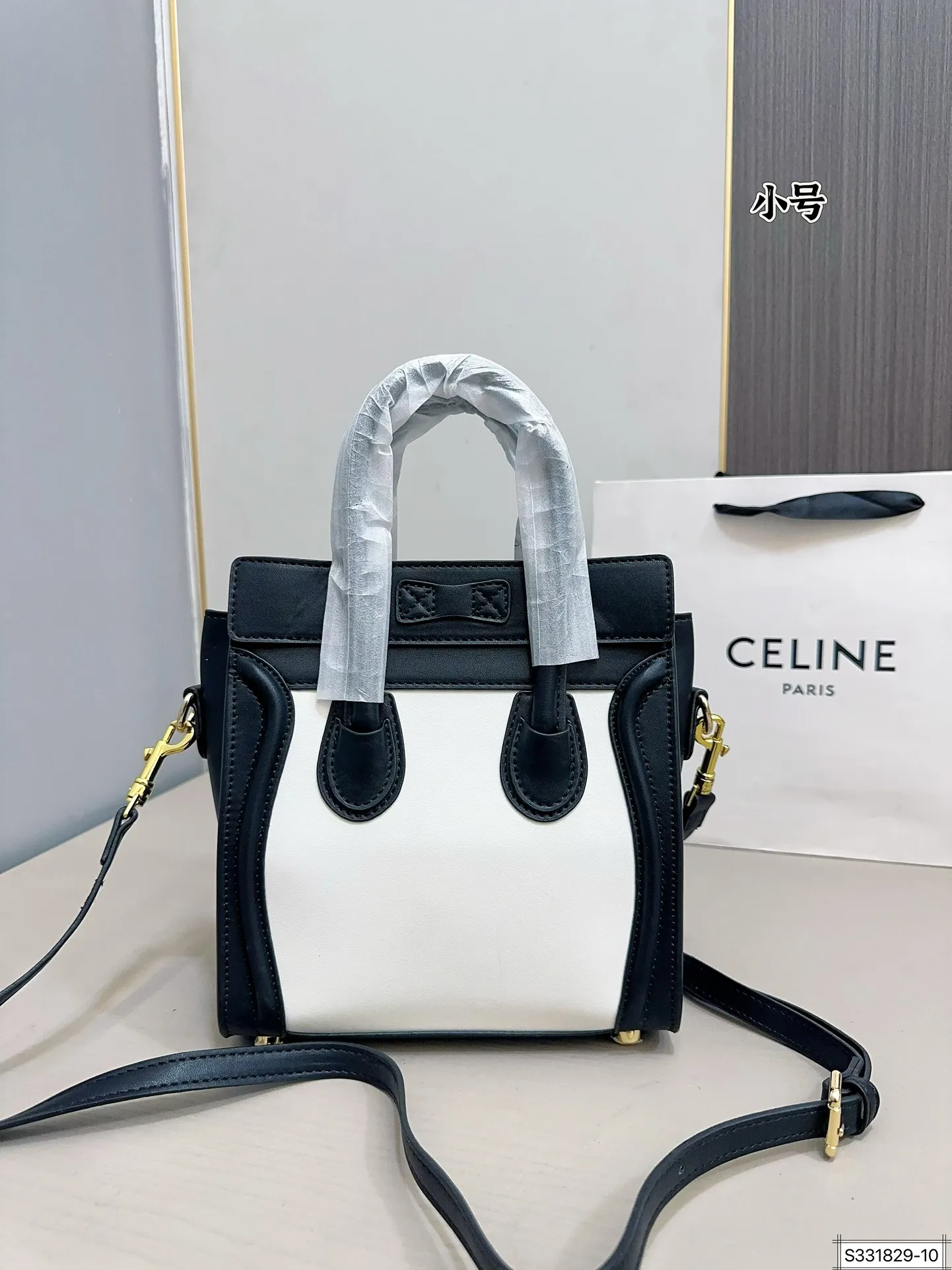 大号💰145⚠️尺寸27 27 小号💰135⚠️尺寸22 21 赛琳笑脸包 手感软糯 百搭休闲 可手拎 可斜挎 集美必备 简洁优雅