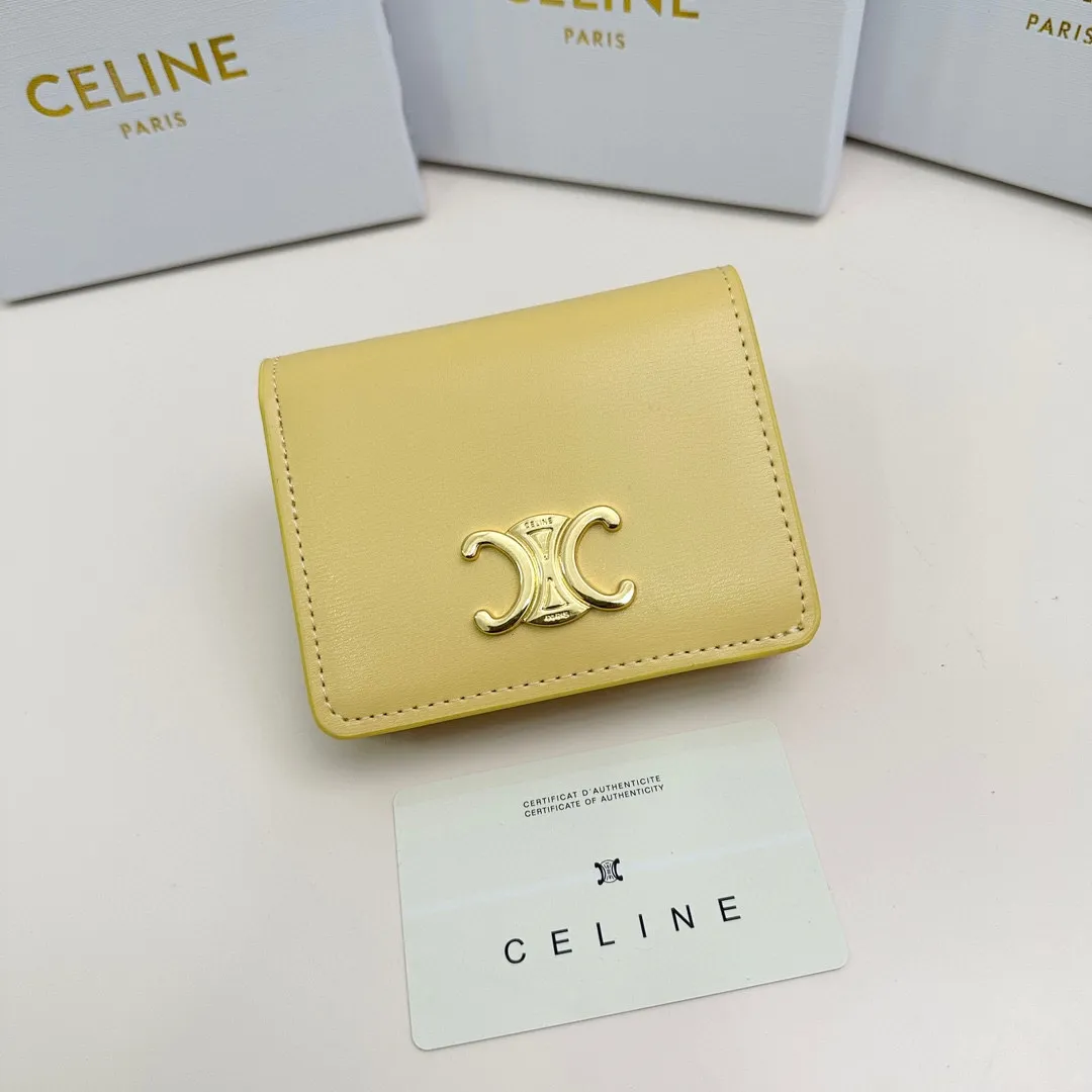 P85🎀Celine 3510🎀颜色 黑色 鹅黄 灰色 🎀尺寸：11*9*3🎀Celine官网最新款！短式钱包非常炫美的一个系列，专柜同步，采用头层牛皮，精致时尚！