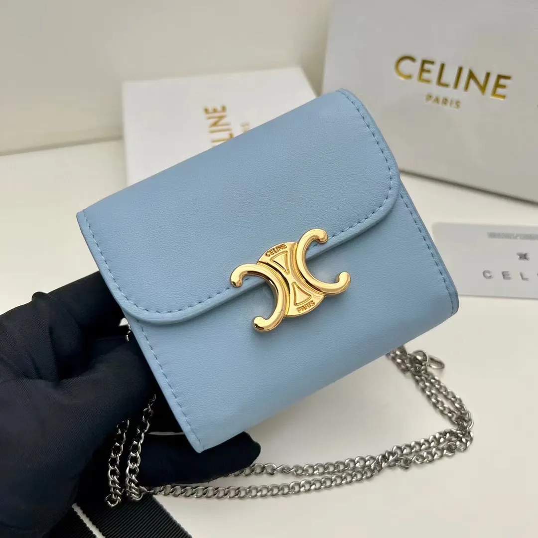 P100🎀Celine 10783 链条可拆卸🎀颜色 矿物灰 🎀尺寸 11*10*5🎀Celine凯旋门非常炫美的一个系列,专柜同步,采用头层牛皮,精致时尚!可以单肩背,也可做钱包使用,凹造型必备!
