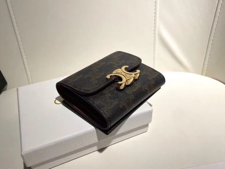 🎀🎀Celine 16331🎀颜色 黑色印花🎀尺寸:11*10*5 🎀新款凯旋门2 件套,Celine短式钱包非常炫美的一个系列,专柜同步,采用头层牛皮,精致时尚!p95