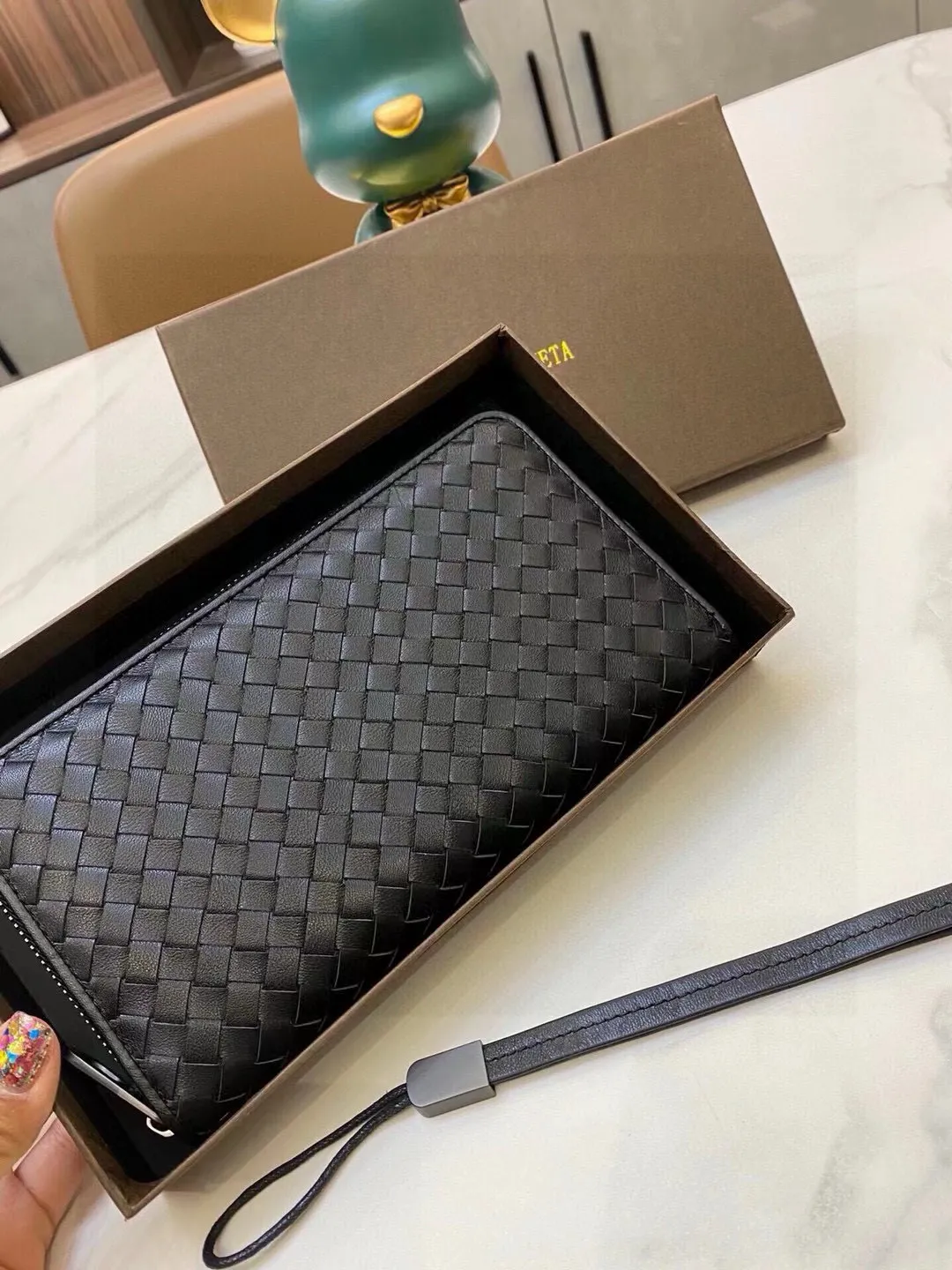 📢📢📢p110 8888Bv 专柜经典款钱包 手拿包 💕全羊皮皮 人工编织 大号手包 简单百搭 p110