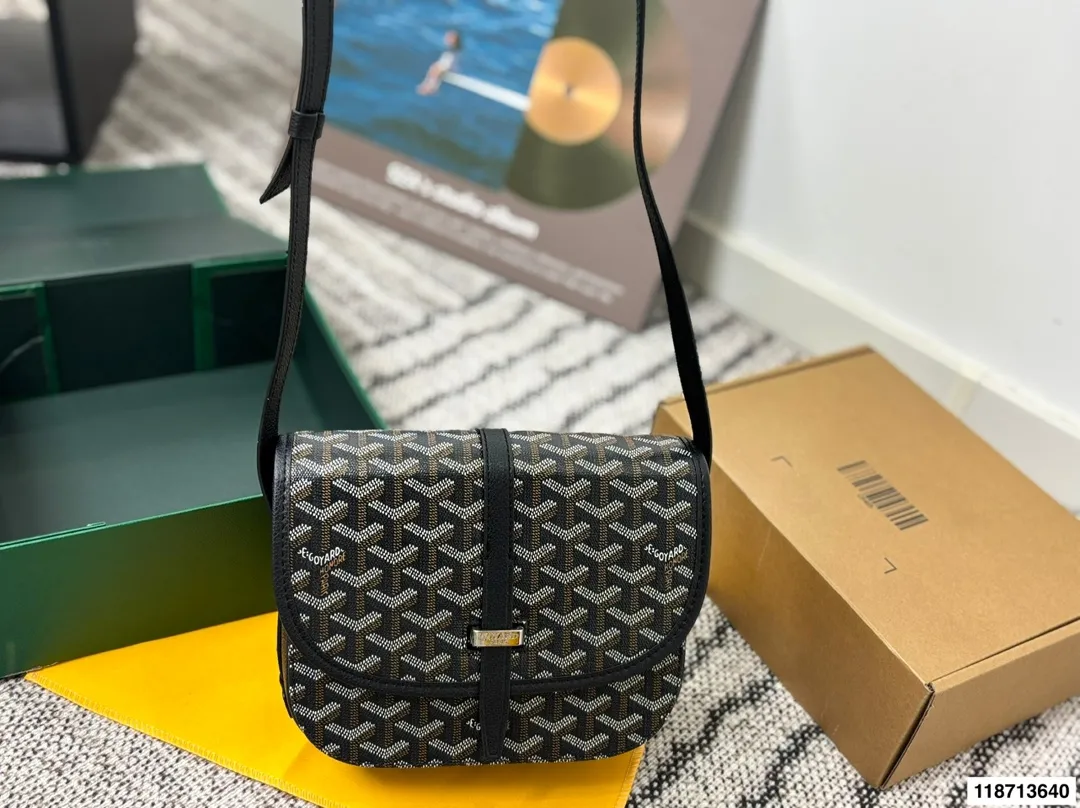 p180配盒 戈雅邮差包 属于这个季节的包 完美1:1定制 从头到尾全部都是客订哦! 尺寸:22*18cm