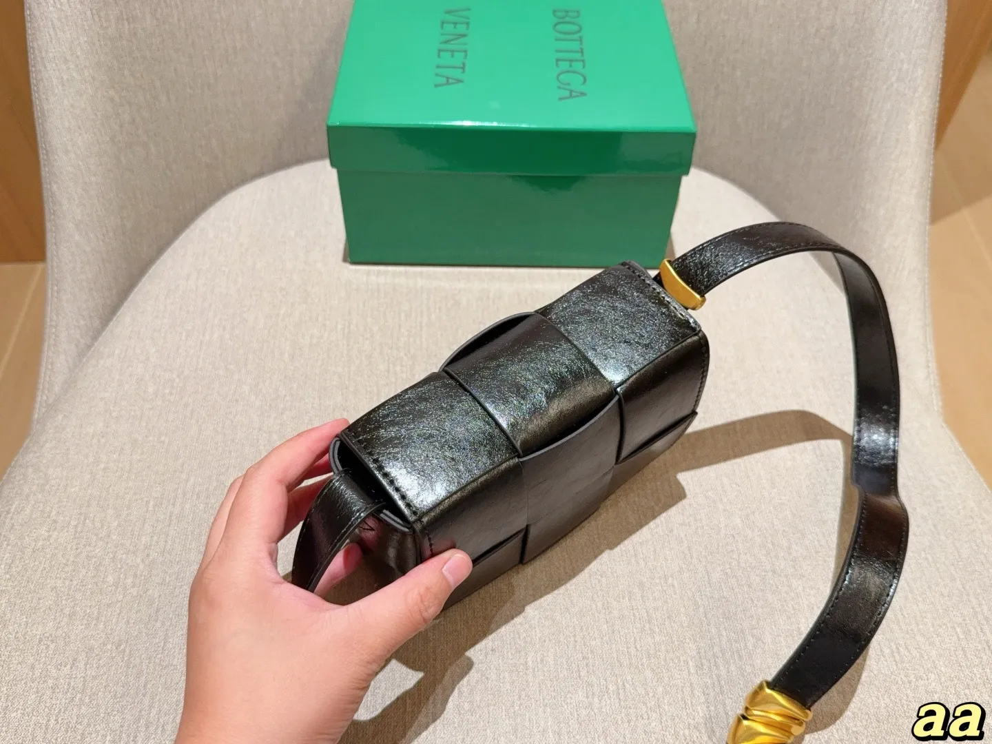 💰145 Bv蝶葆家 mini编织包6格小方包～单肩斜挎包～ 尺寸18&times;12&times;6 礼盒包装🎁