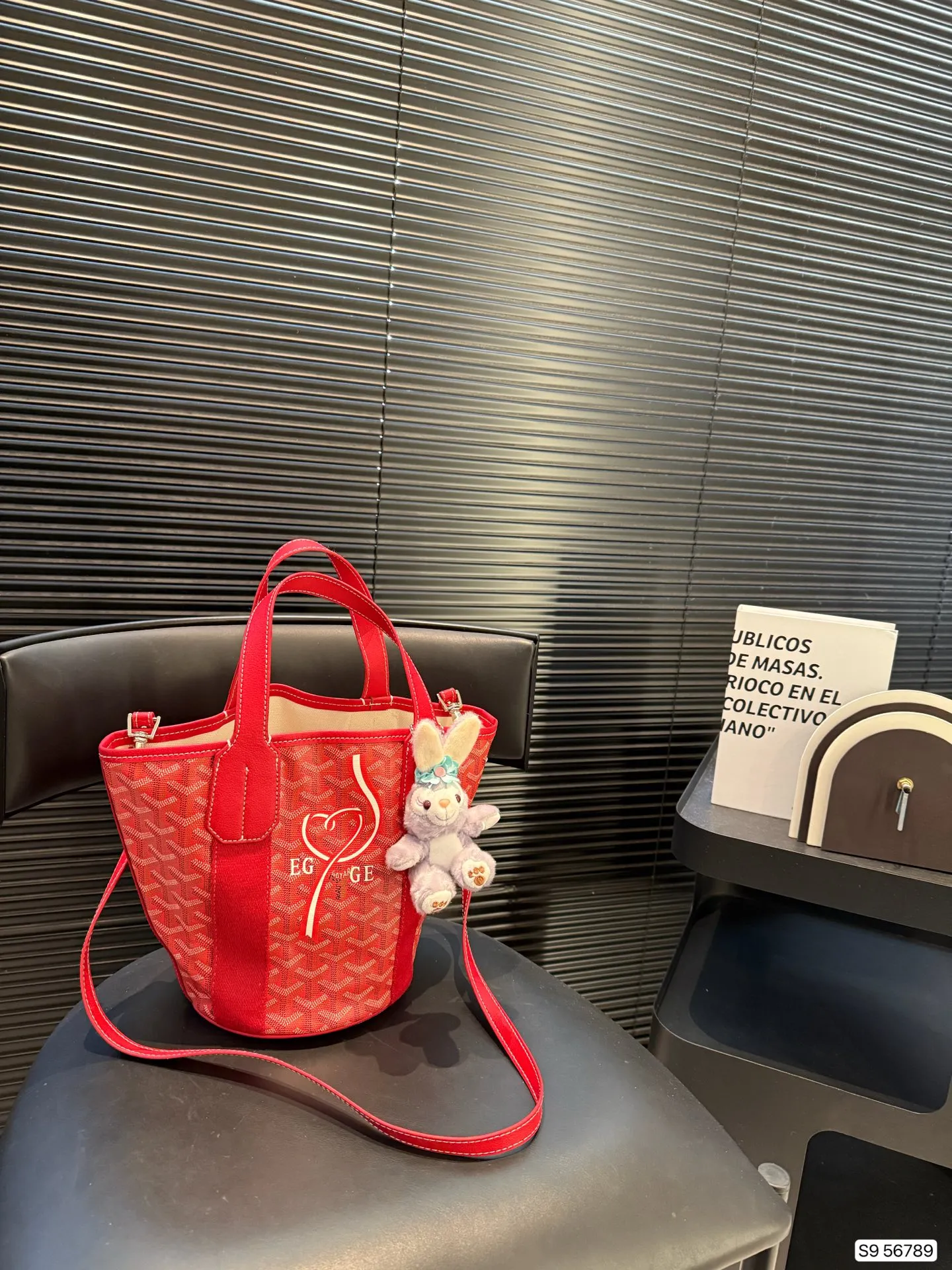 P95 戈雅菜篮子 戈雅购物袋🛍️ 属于这个季节的迷你购物袋 Goyard狗牙限定 实物真的很有质感， 新年本命包！ 尺寸：16 22 货号56789