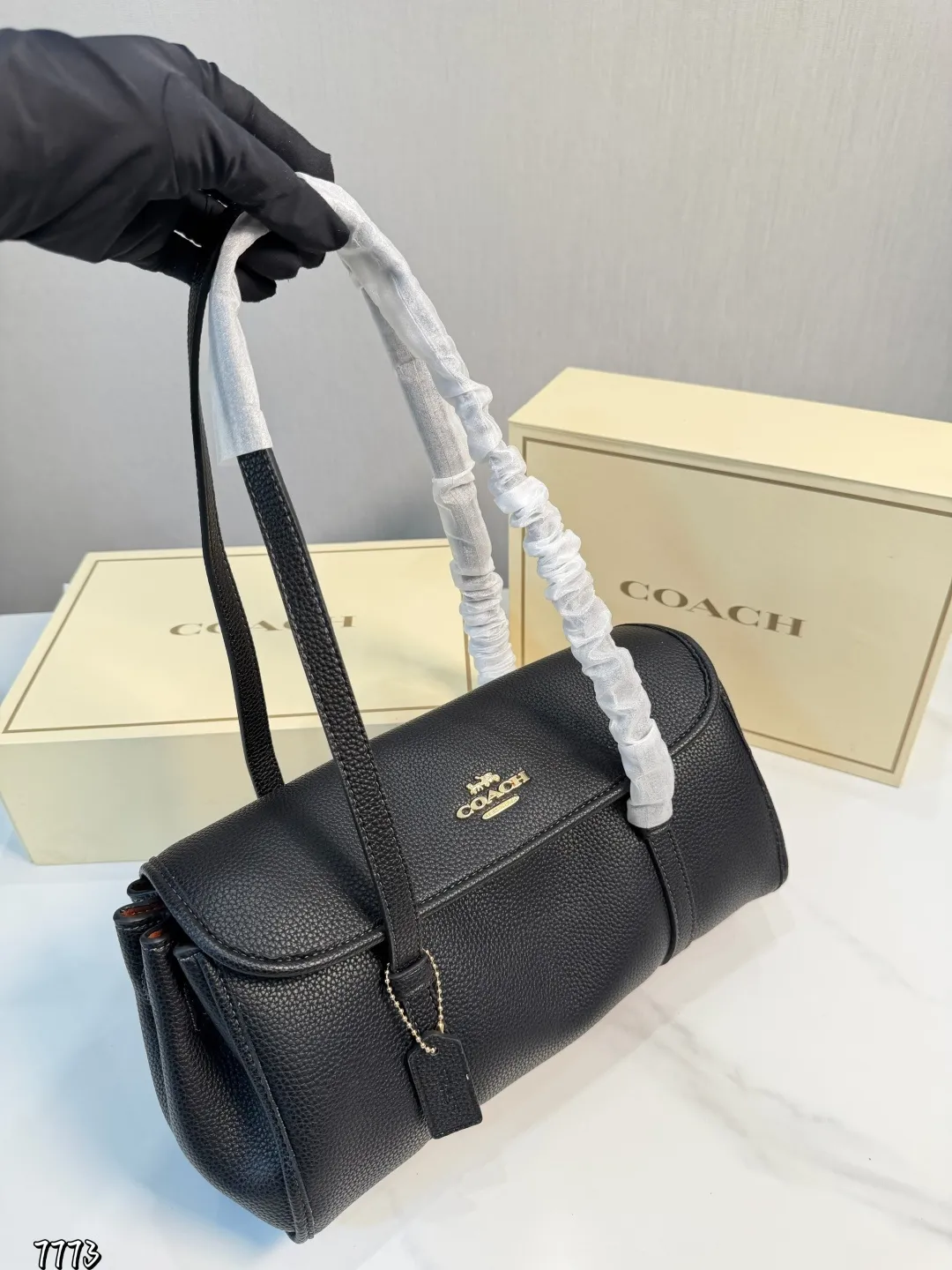 ❤️P170（礼盒包装）❤️ 蔻驰Coach一月新款好喜欢好喜欢 COACH BRIDGET翻盖单肩包 尺寸31 16