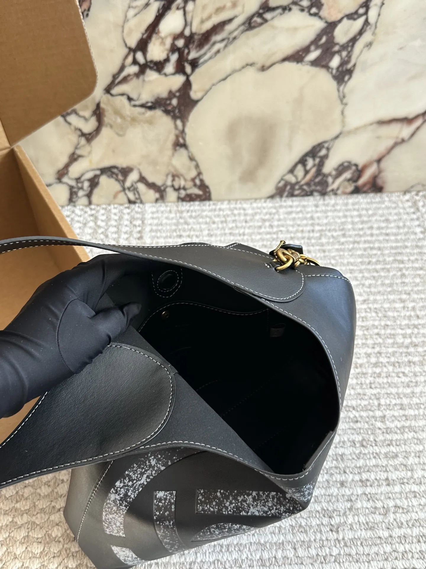 💰165 配盒 size:28 22cm coach 新款流浪包真的绝美 随性慵懒轻松拿捏 都可以随意百搭