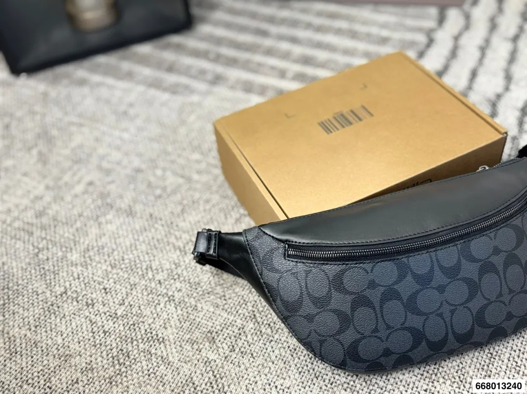p140 包包推荐| COACH WARREN男士腰包这款男腰包真的是YYDS 潮男怎么搭都非常好看! LV同款但价格超级平价! 尺寸30.16
