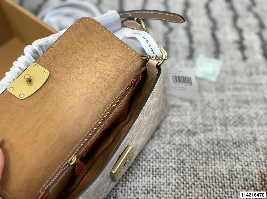 p160 配飞机盒 👏🏿 蔻驰 酒神tabby 配置双肩带 牛皮材质! size:25.12