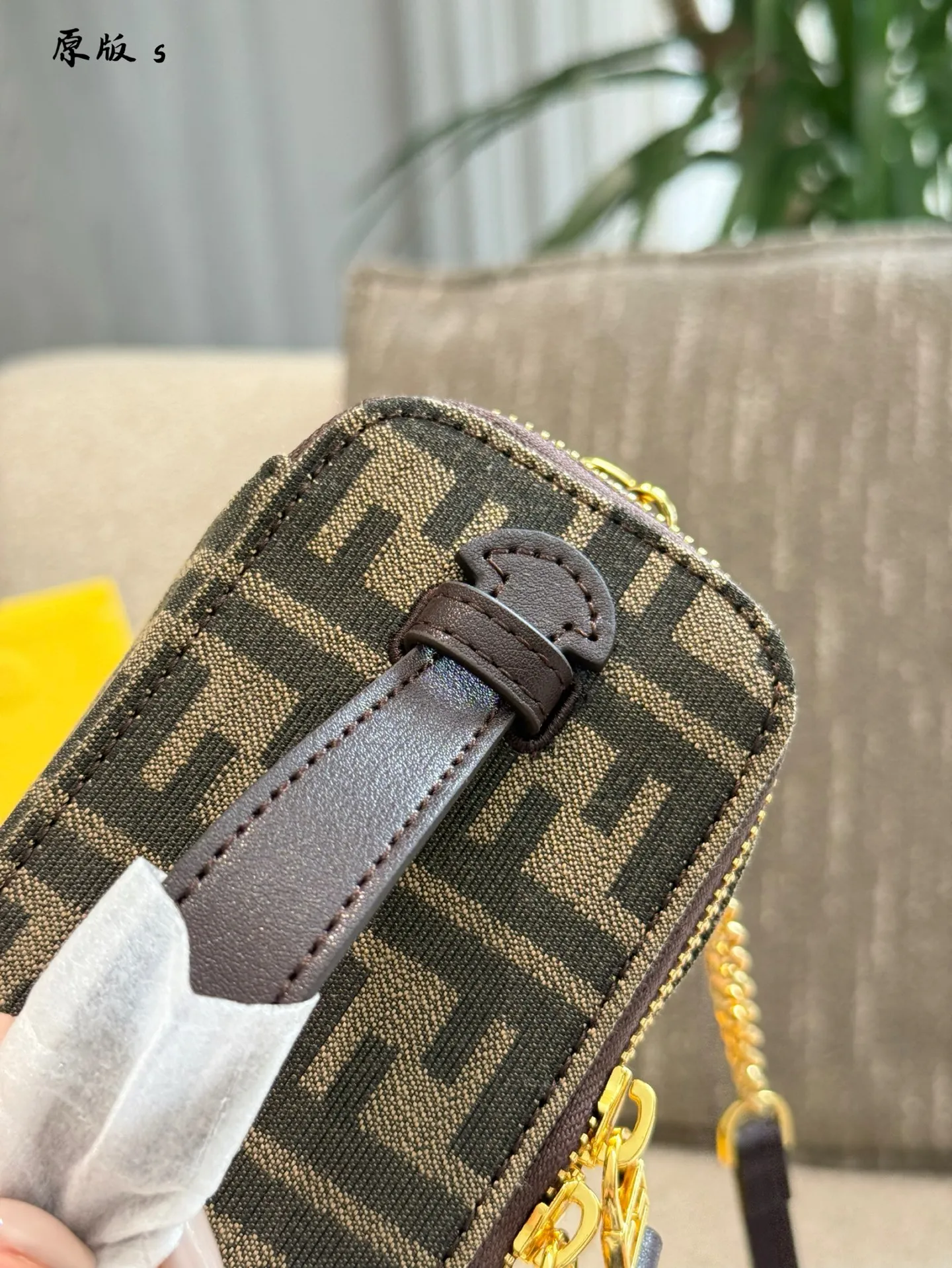 p165 Fendi|超好看、超精致小盒子包 16cm配盒子