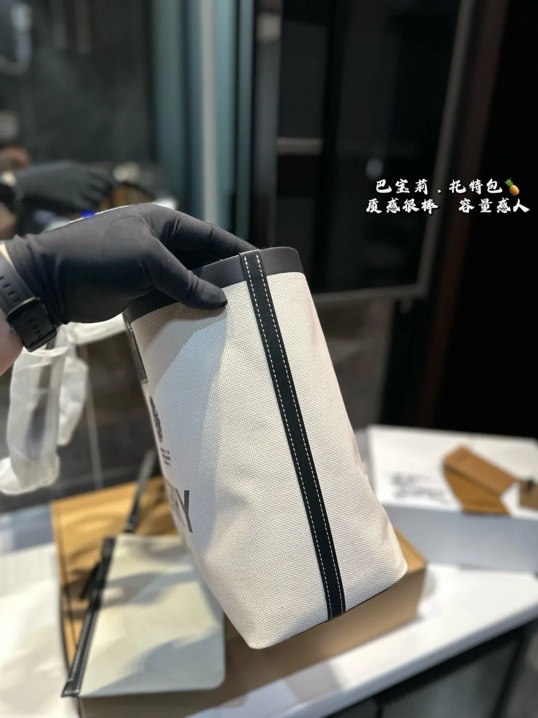 ❤️p155❤️ 巴宝莉 经典购物袋 Burberry购物袋🛍️ 超大容量✅ 满足大容量需求 四季百搭款 推荐💗 尺寸34.28cm