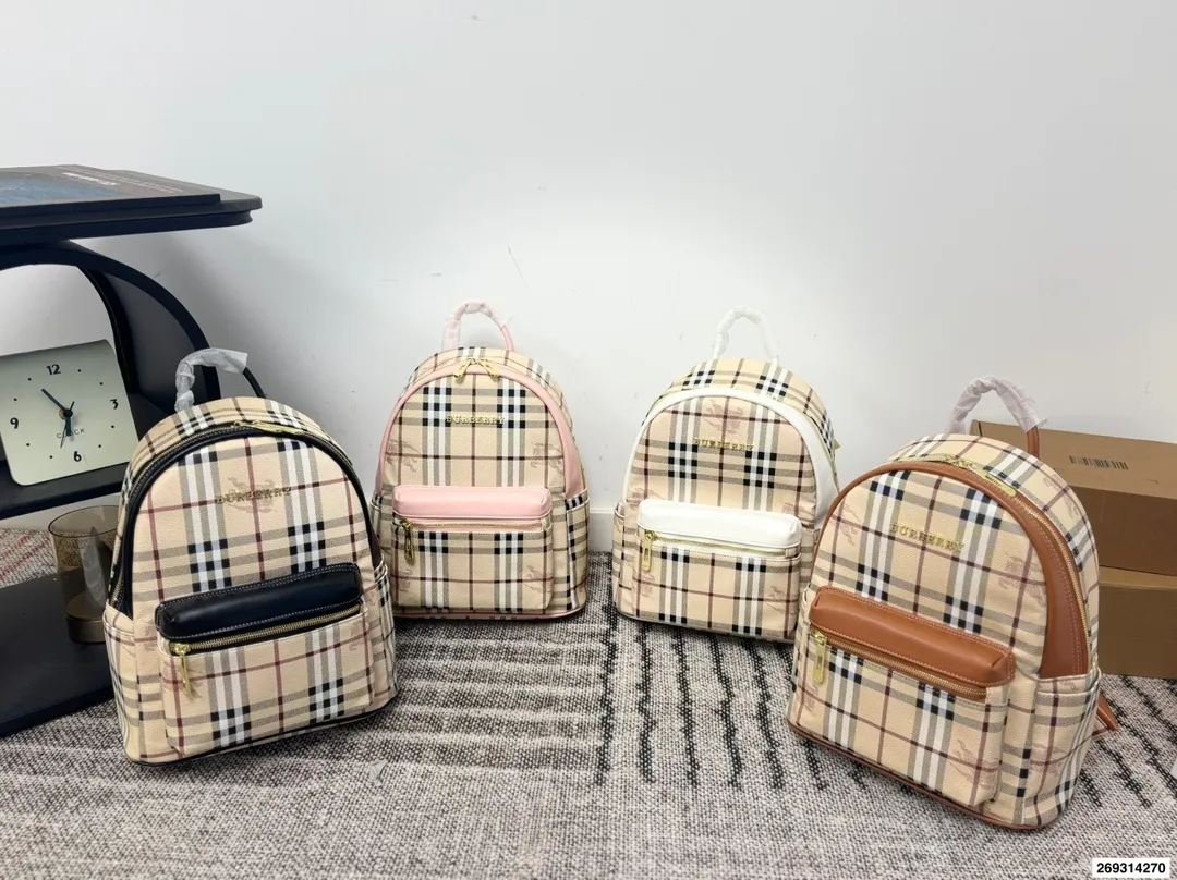 p140 尺寸32.27 巴宝莉双肩包 百搭 容量超惊人 重点是真的很轻便 设计也很简约耐看