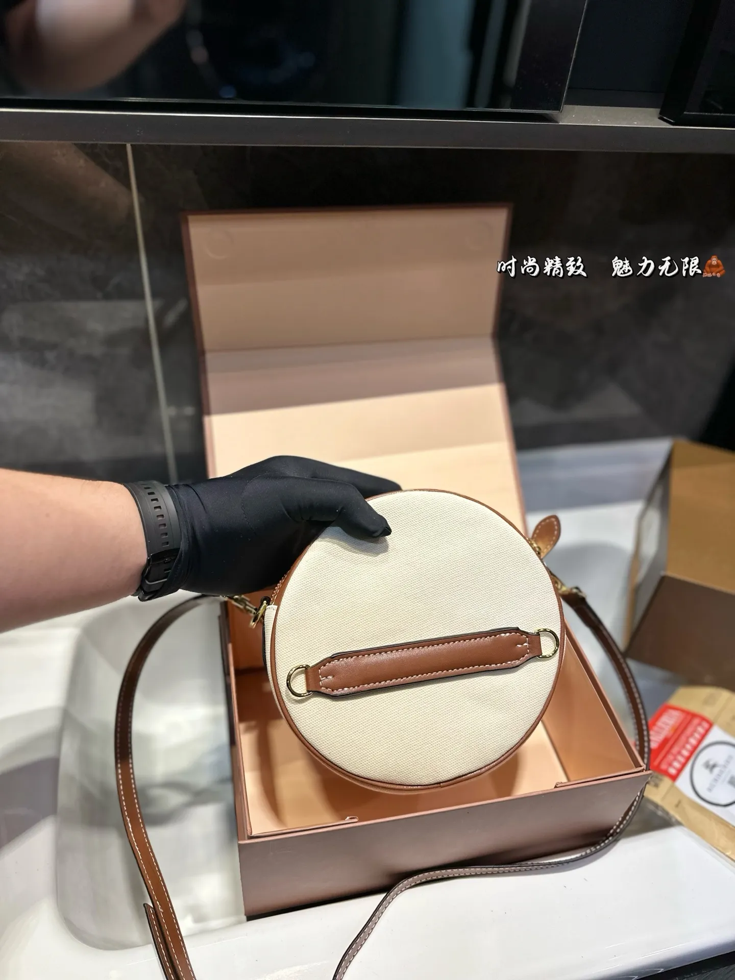 ❤️P130(礼盒包装)❤️ Burberry TB包新品 高品质哦!size:18