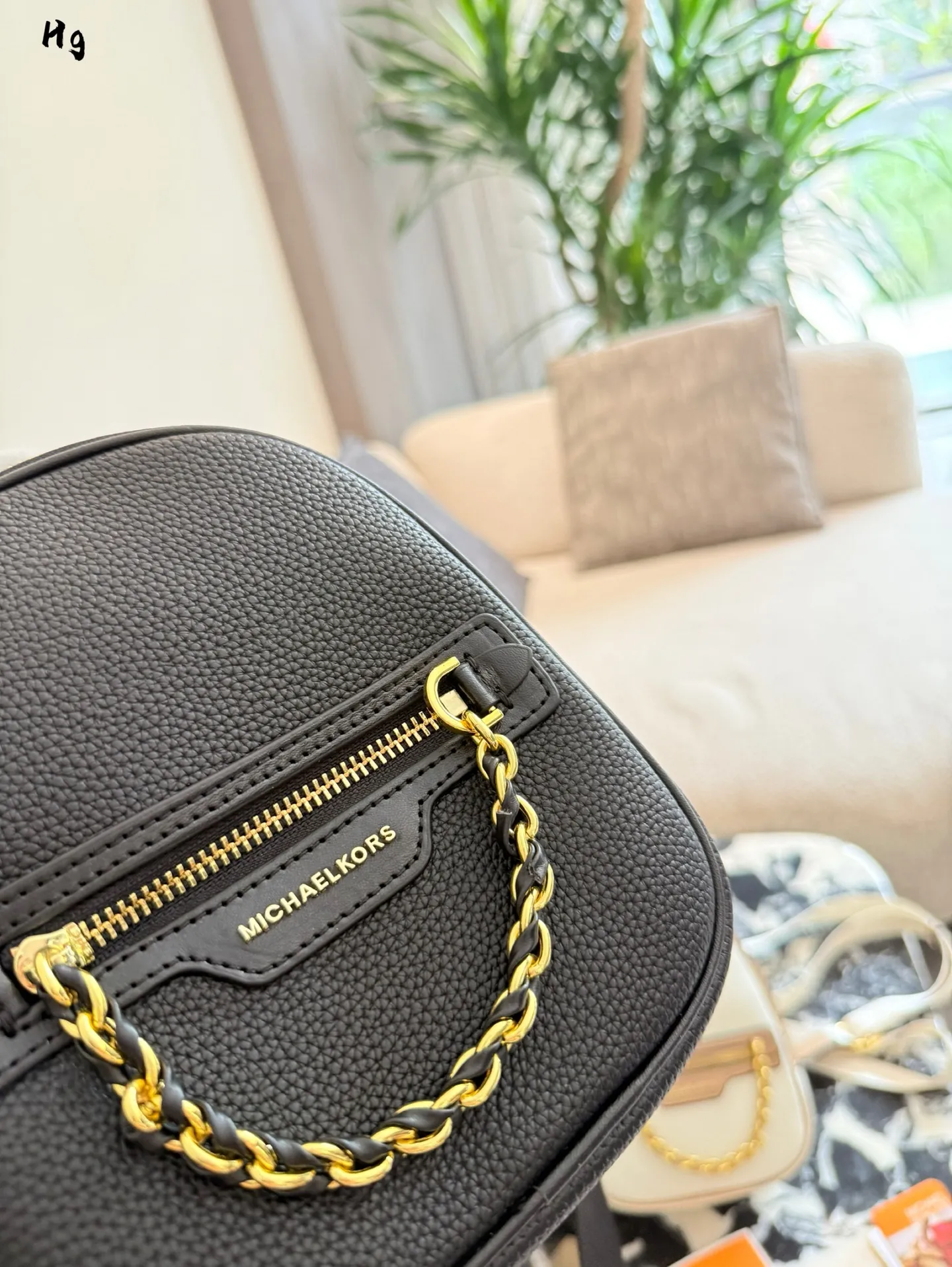 p160 一只可斜挎的双肩包#MichaelKors #MK真香16&times;20