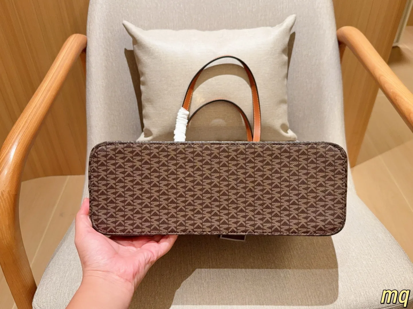 💰125 无盒 MICHAEL KORS/mk 经典迈克高仕JetSet托特包tote 大容量购物袋 尺寸32&times;27&times;12