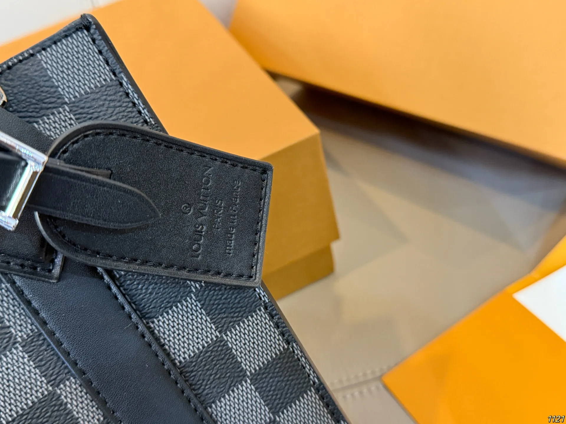 原版复刻&yen;160飞机盒 lv 琴谱包 男包购物袋 万年不过时 专用LV面料原单五金 原版开模定制 男女同款 手感超软 超舒服 尺寸 19 22