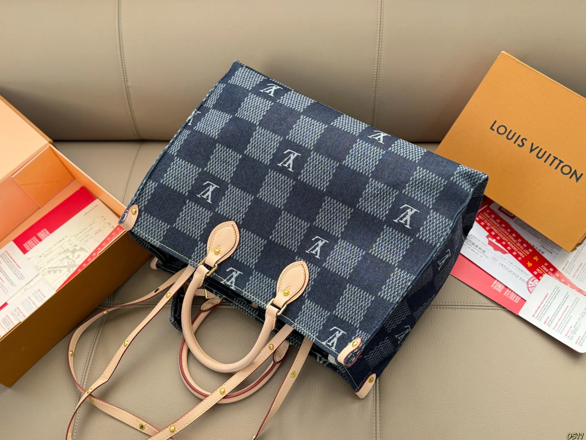 ¥165/¥155 LV牛仔托特包onthego 颜值真的超级超级高 时尚感直接拉满 可爱的女孩永远的yyds 尺寸 :42 31/32 25