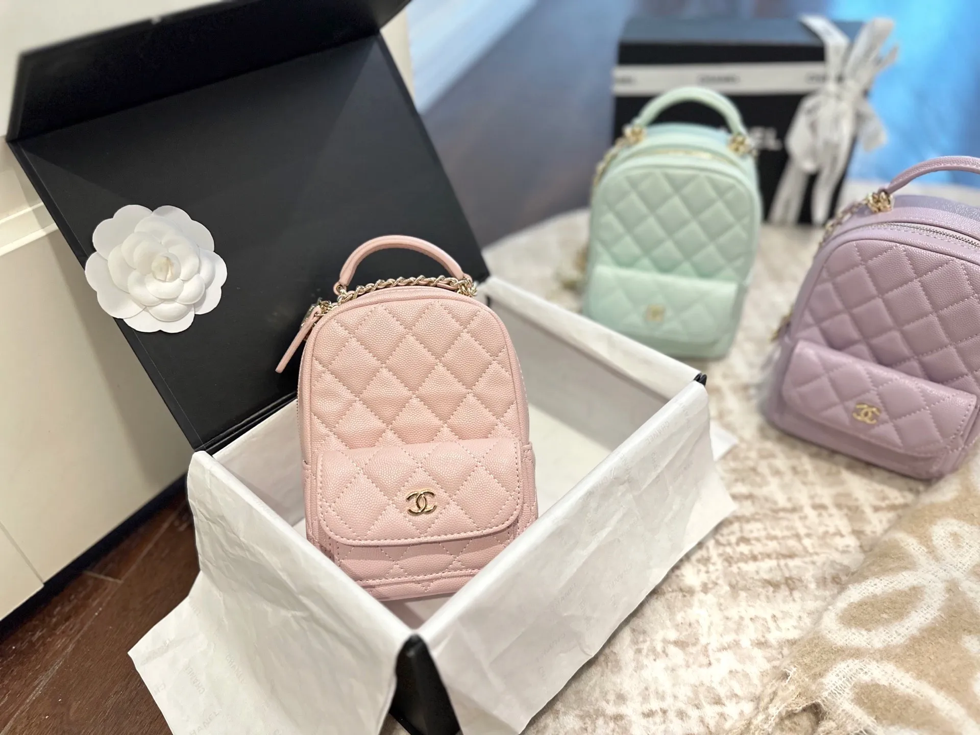 p155 顶级原单 官网双盒包装 尺寸13.18 香奈儿牛仔CHANEL mini双肩包 简直无法拒绝 超显气质 高级感十足 集美必入款