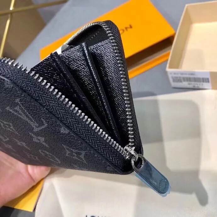 P100🎀🎀颜色 黑花 老花 黑格 咖格🎀尺寸 19x10🎀型号 60017🎀LV✨专柜精典单拉链钱包 原版品质原版五金配件👍🏻永不过时人手必备款[得意]销量冠军