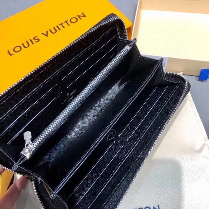 P100🎀🎀颜色 黑花 老花 黑格 咖格🎀尺寸 19x10🎀型号 60017🎀LV✨专柜精典单拉链钱包 原版品质原版五金配件👍🏻永不过时人手必备款[得意]销量冠军