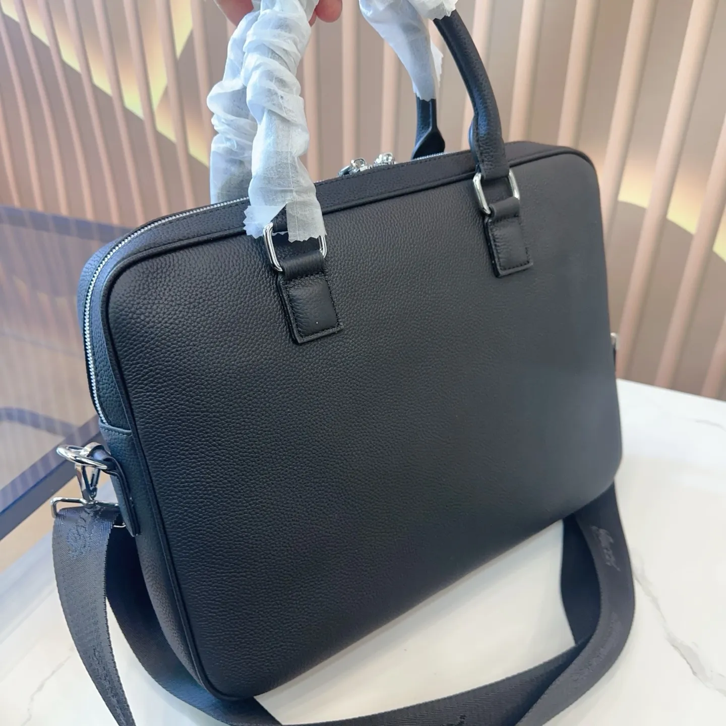 p280 尺寸37&times;28 酷奇Gucci公文包💼 适台上班族 出差必备 gy